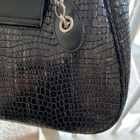 CHARLIE LAPSON BLACK HANDBAG/ SHOULDER BAG WITH SILVER TONE HARDWARE - Picture 4 of 16